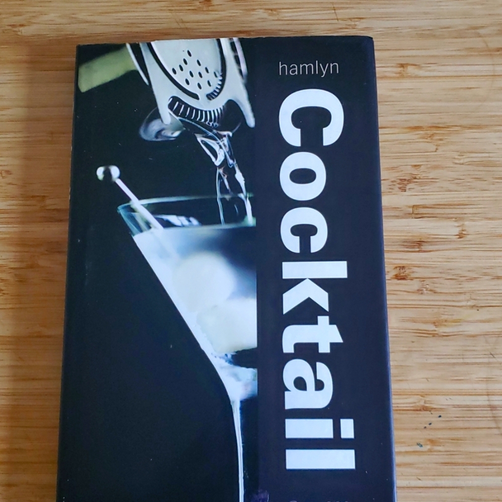 Hamlyn cocktail‎ book